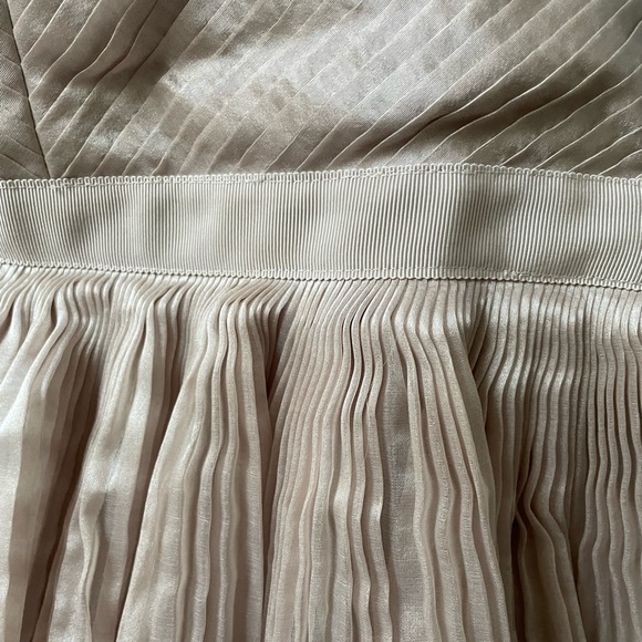 Banana Republic Halter fit and flare formal dress - Picture 4 of 6